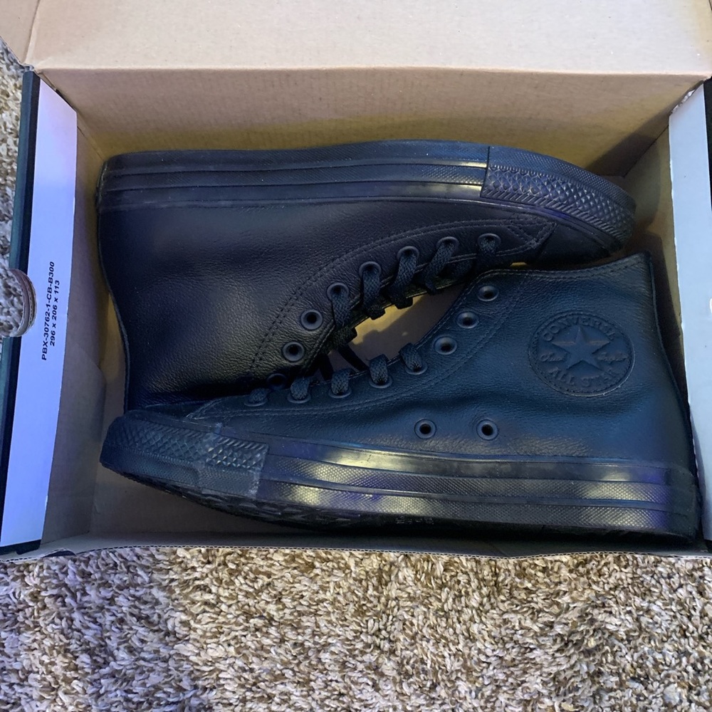 all black leather converse size 8.5